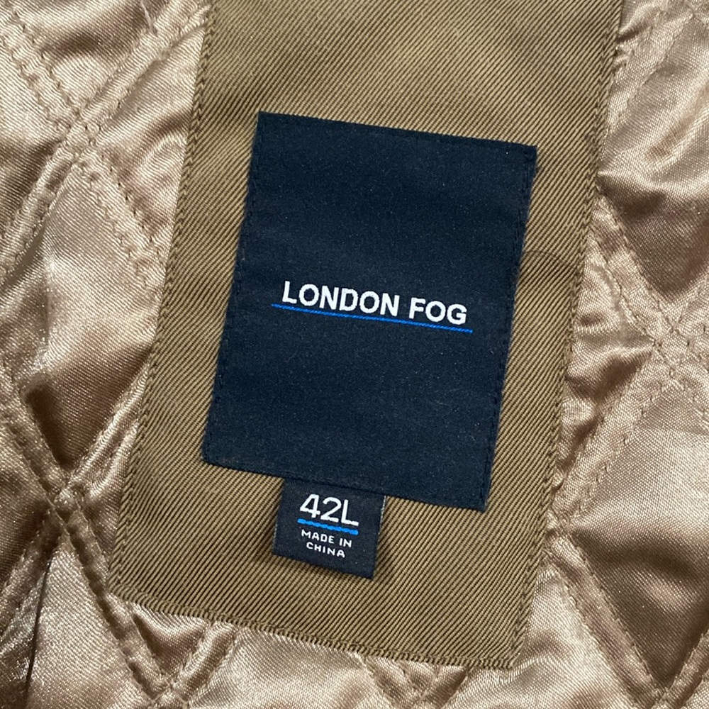 LONDON FOG COAT LINER✨SIZE 42L✨POLYESTER and WOOL✨
